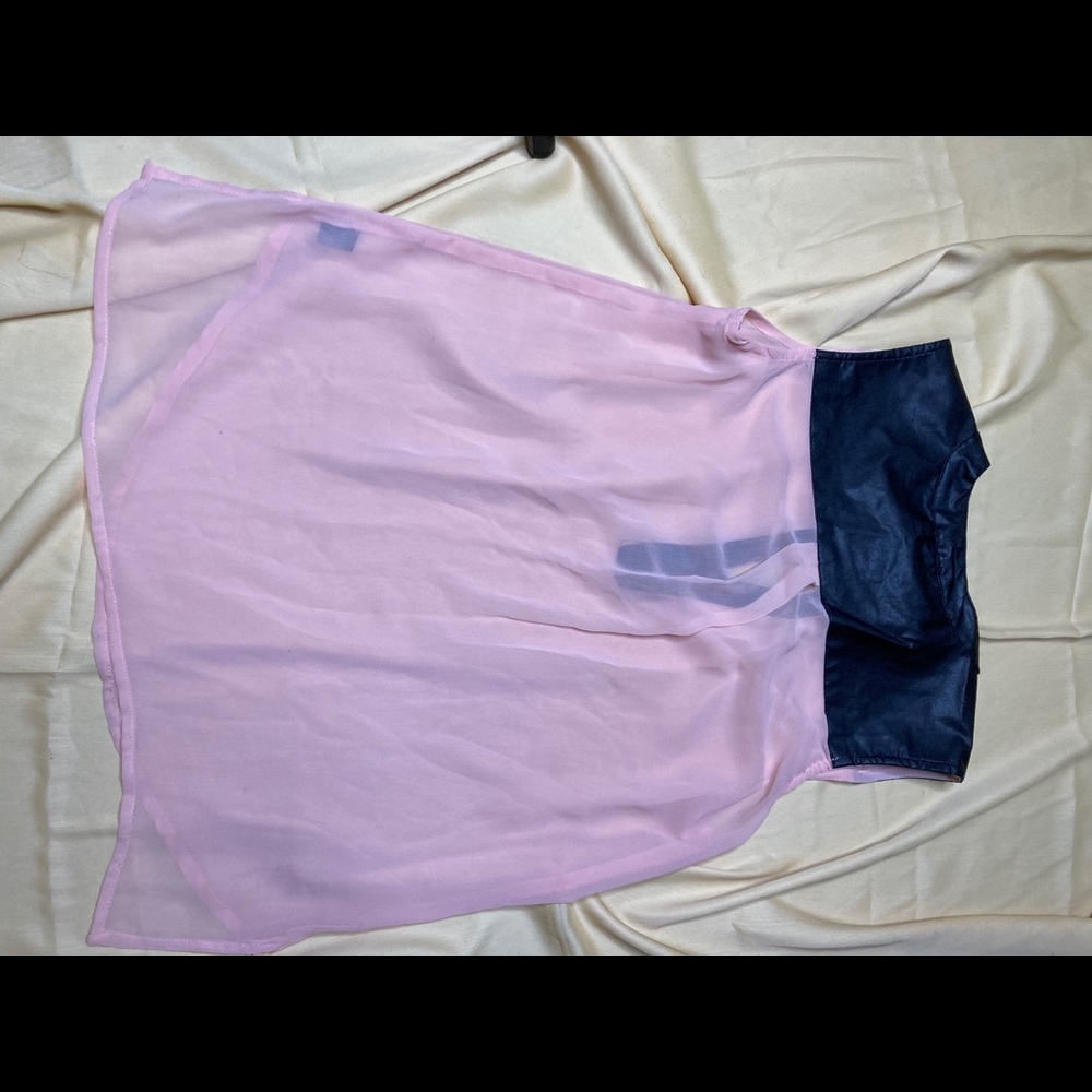 Fashion Web - Picture 2 of 3